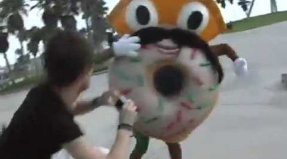 video: Senor Donut Skateboarding